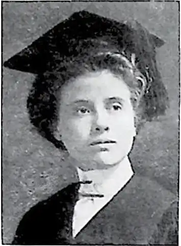 Photo of Annie Shell