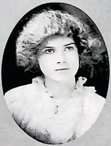Photo of Nila Embree