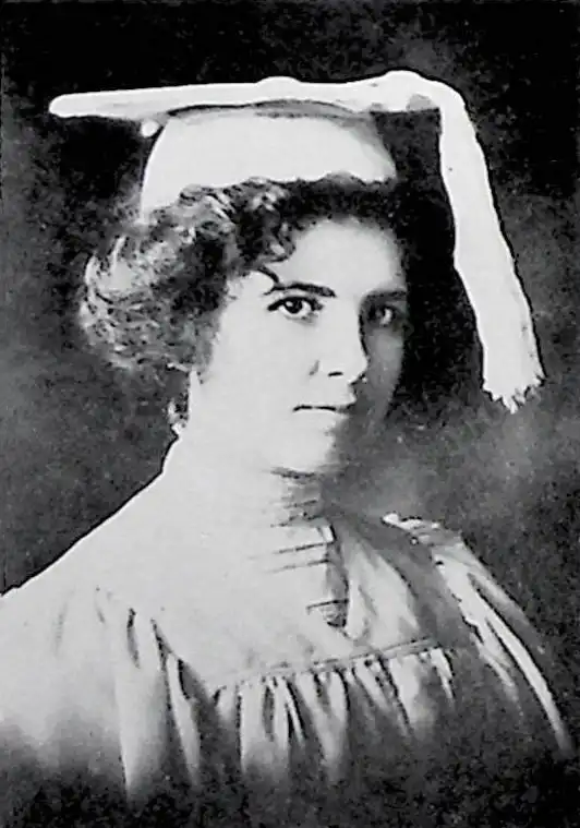 Photo of Pauline Dennis